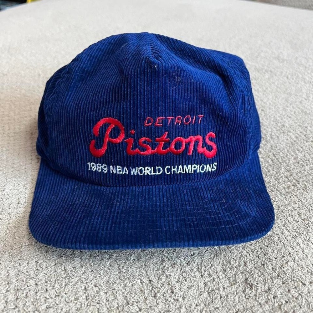 Vintage 1989 Detroit Pistons nba champions corduroy snap back hat